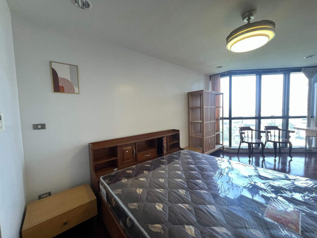 For RentCondoBangna, Bearing, Lasalle : NS Tower 128 sq.m. Please add LINE ID @806qphgn o8415o5483