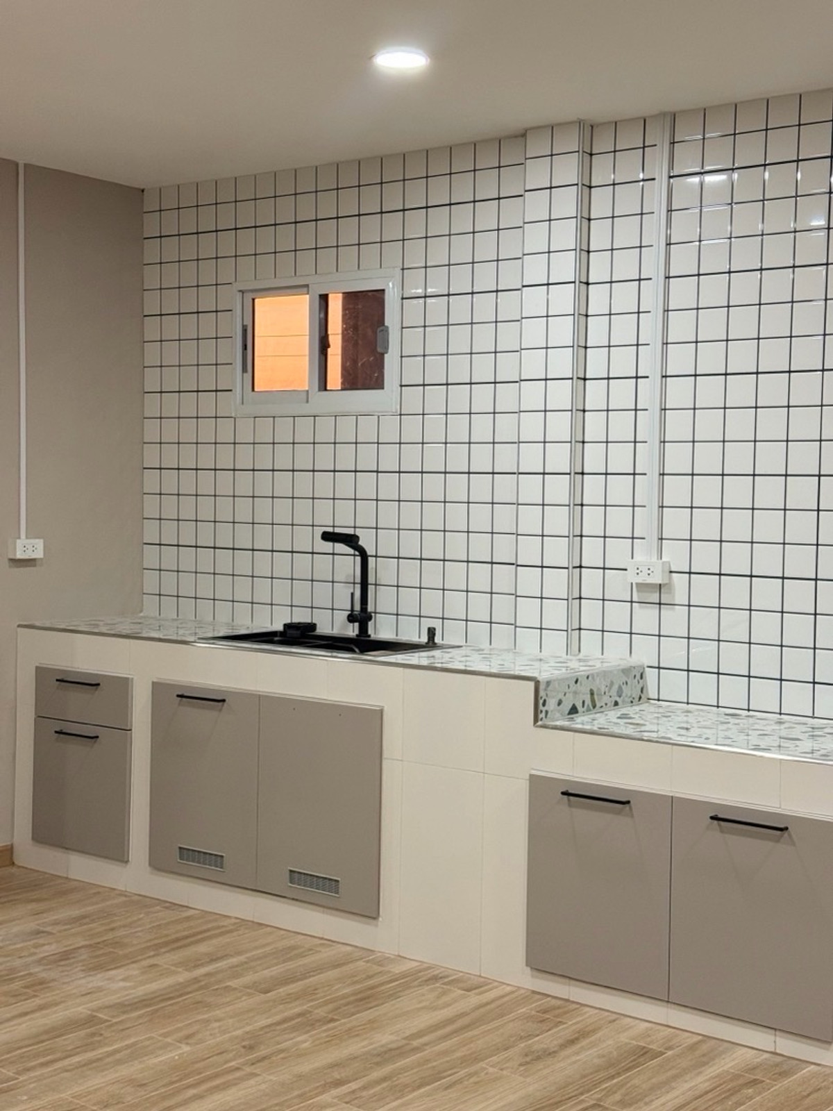 For SaleHousePathum Thani,Rangsit, Thammasat : Home Ladloomkeaw Soi wat Suwanjindaram