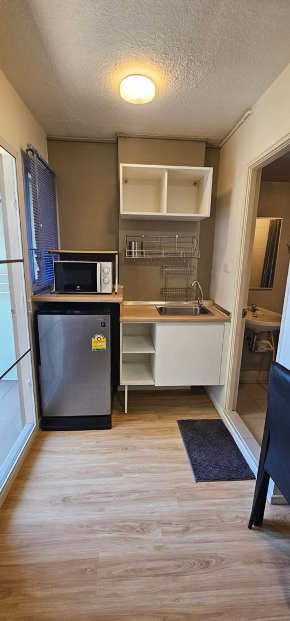 For RentCondoLadkrabang, Suwannaphum Airport : For rent: Lumpini Condo Town Romklao-Suvarnabhumi.