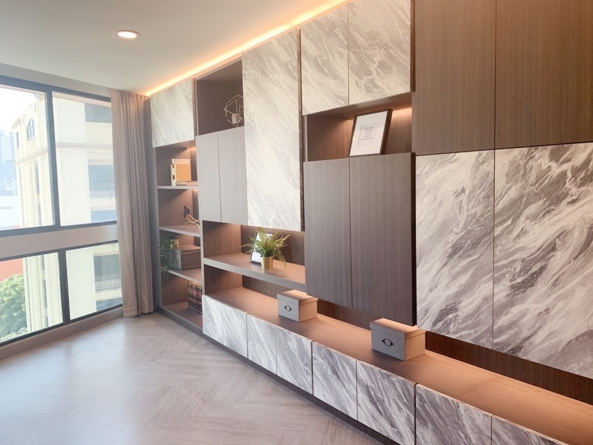 For SaleCondoSukhumvit, Asoke, Thonglor : Best price!! Newly renovated ✨President Park Sukhumvit 24✨3 beds 3 baths, Size 223 sqm., near BTS / MRT Phromphong (1.1 km) Tel.0982645161 