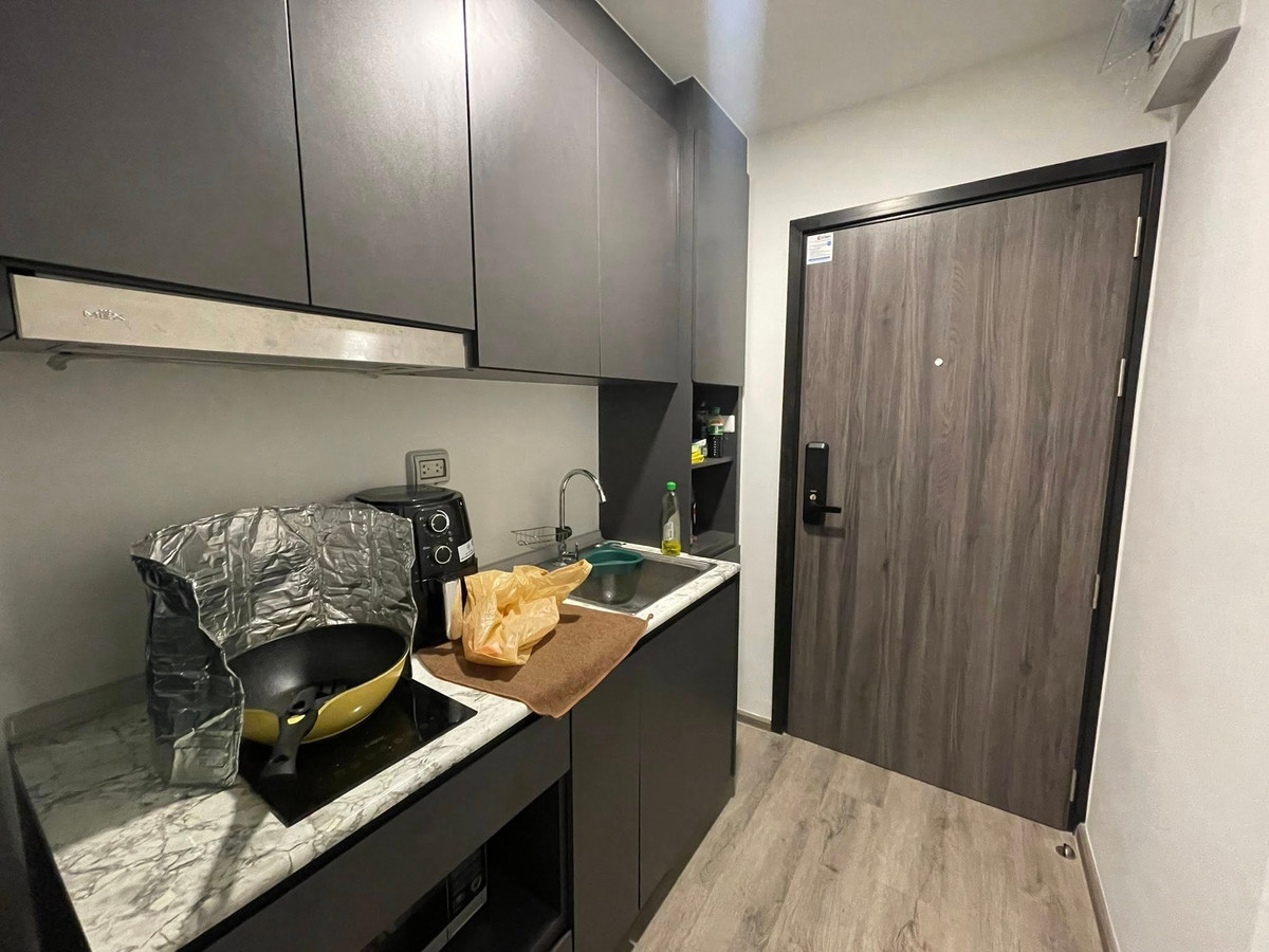 For RentCondoThaphra, Talat Phlu, Wutthakat : ⭐️ Beat Bangwa Interchange ⭐️ 2 bedrooms, 1 bathroom, 47 sq m., complete with electrical appliances.