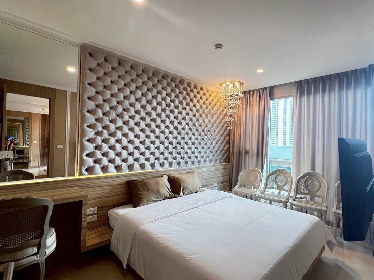 For SaleCondoPattaya, Bangsaen, Chonburi : For Sale Condo The Riviera Jomtien (S03-2644)