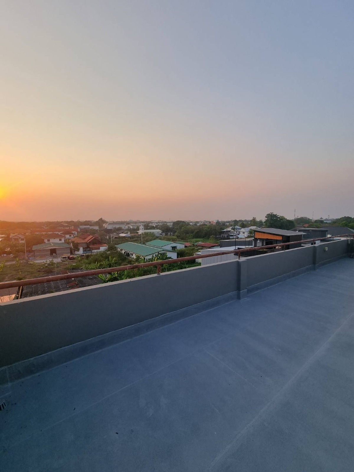 ขายอาคารพาณิชย์นวมินทร์ รามอินทรา :  อาคารพาณิชย์ เดอะวิลเลจ ปัญญา-อินทรา The Village Panya-Intra รีโนเวทใหม่ ใกล้ซาฟารีเวิลด์