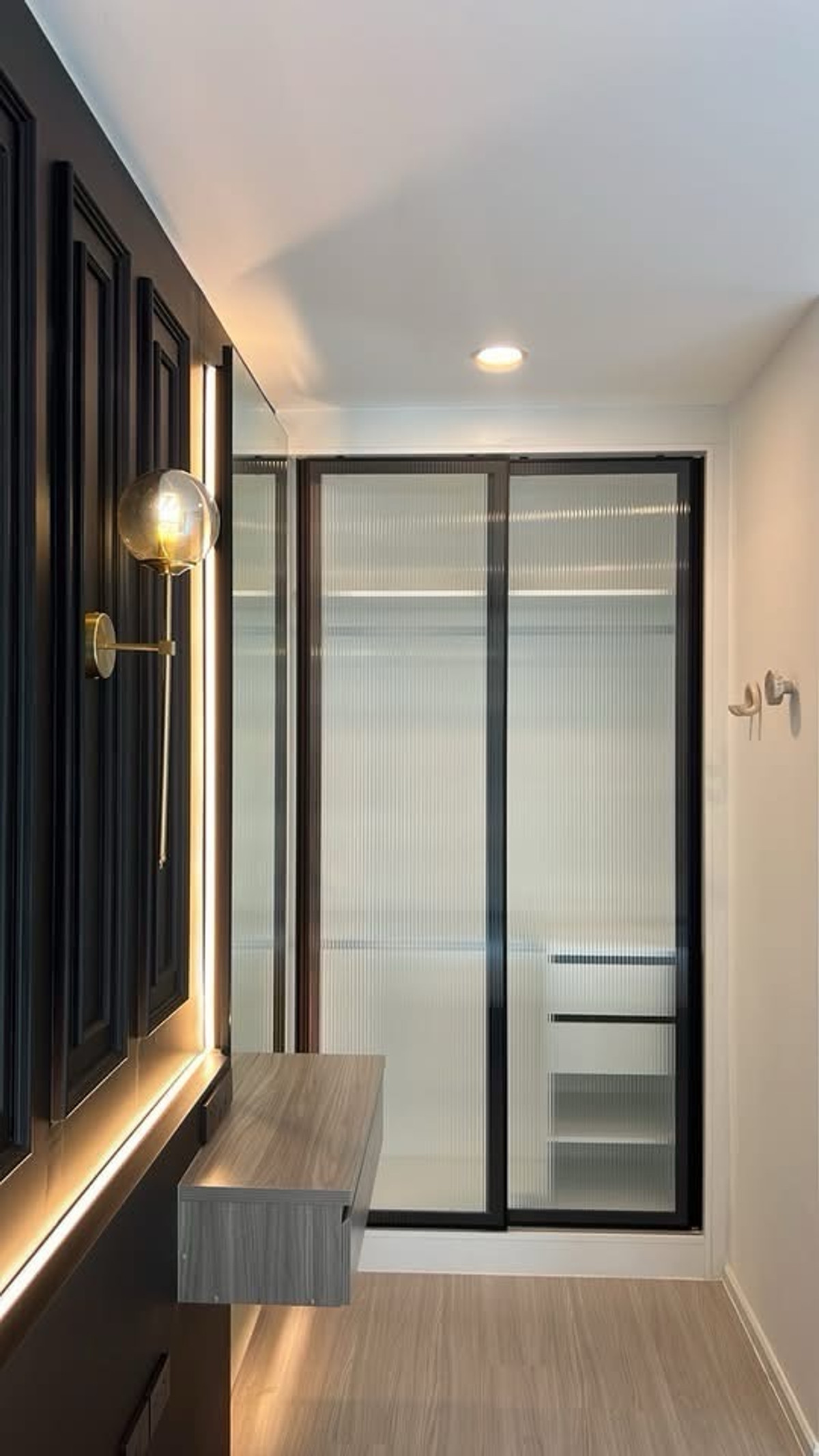 ให้เช่าคอนโดสะพานควาย จตุจักร : 🏢 ขาย / ให้เช่าด่วน คอนโด Denim จตุจักร (High Rise)
(C6902011) 
✨ ห้องใหม่ ตกแต่งเรียบหรู พร้อมส่วนกลางครบครัน ทำเลศักยภาพใจกลางเมือง
 23,000 บาท / เดือน 