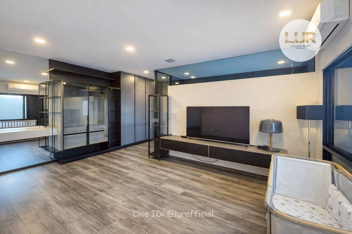 ขายทาวน์โฮมบางนา แบริ่ง ลาซาล : ✨ Luxury Town Home for Sale ✨ Vive Bangna KM.7 : วีเว่ บางนา กม.7 