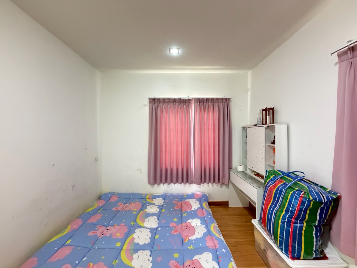 ขายโชคชัย4 ลาดพร้าว71 : โกลเด้น ทาวน์ ลาดพร้าว-เกษตรนวมินทร์ บ้านแฝด 4 ห้องนอน ในโซนนวมินทร์ ราคาไม่ถึง 7 ล้าน…ตอนนี้ยังมีอยู่จริง