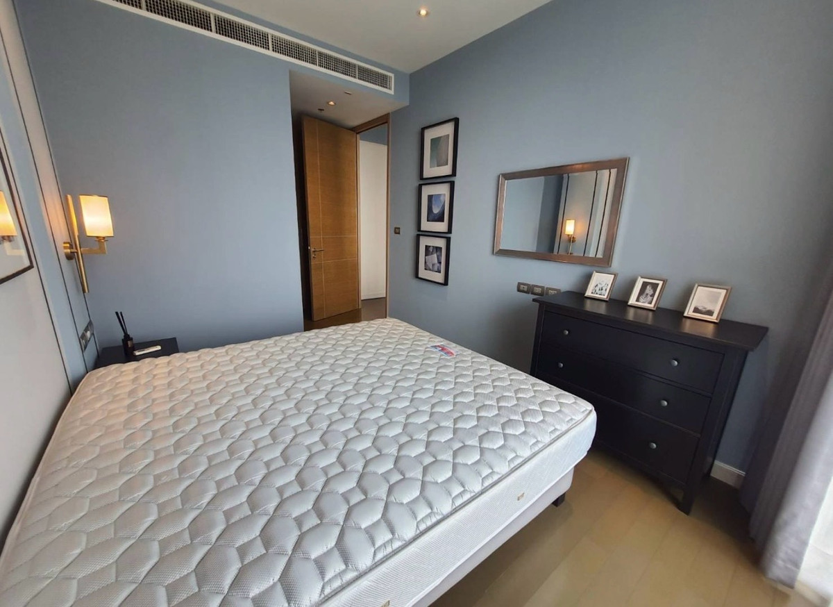 For RentCondoWitthayu, Chidlom, Langsuan, Ploenchit : Rent 60,000 baht / month