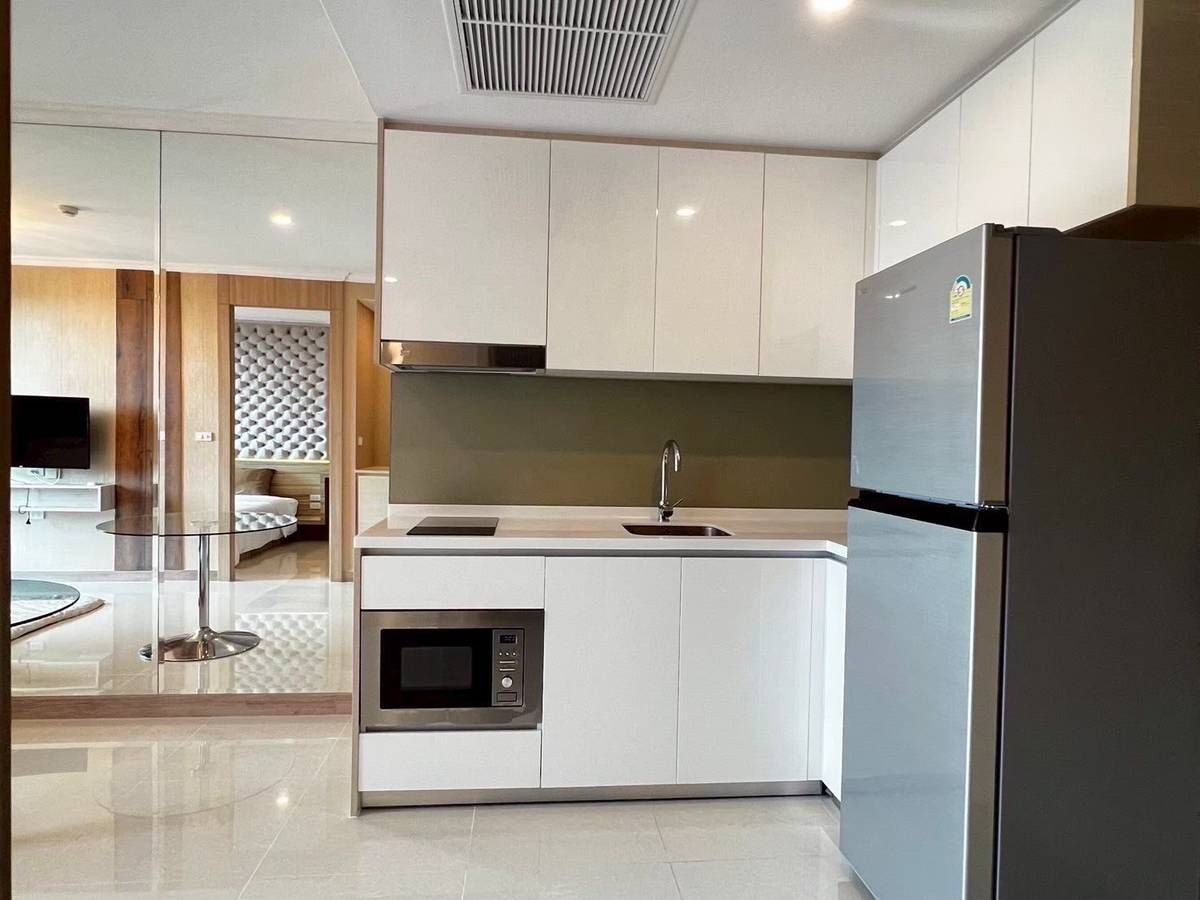 For SaleCondoPattaya, Bangsaen, Chonburi : For Sale Condo The Riviera Jomtien (S03-2644)