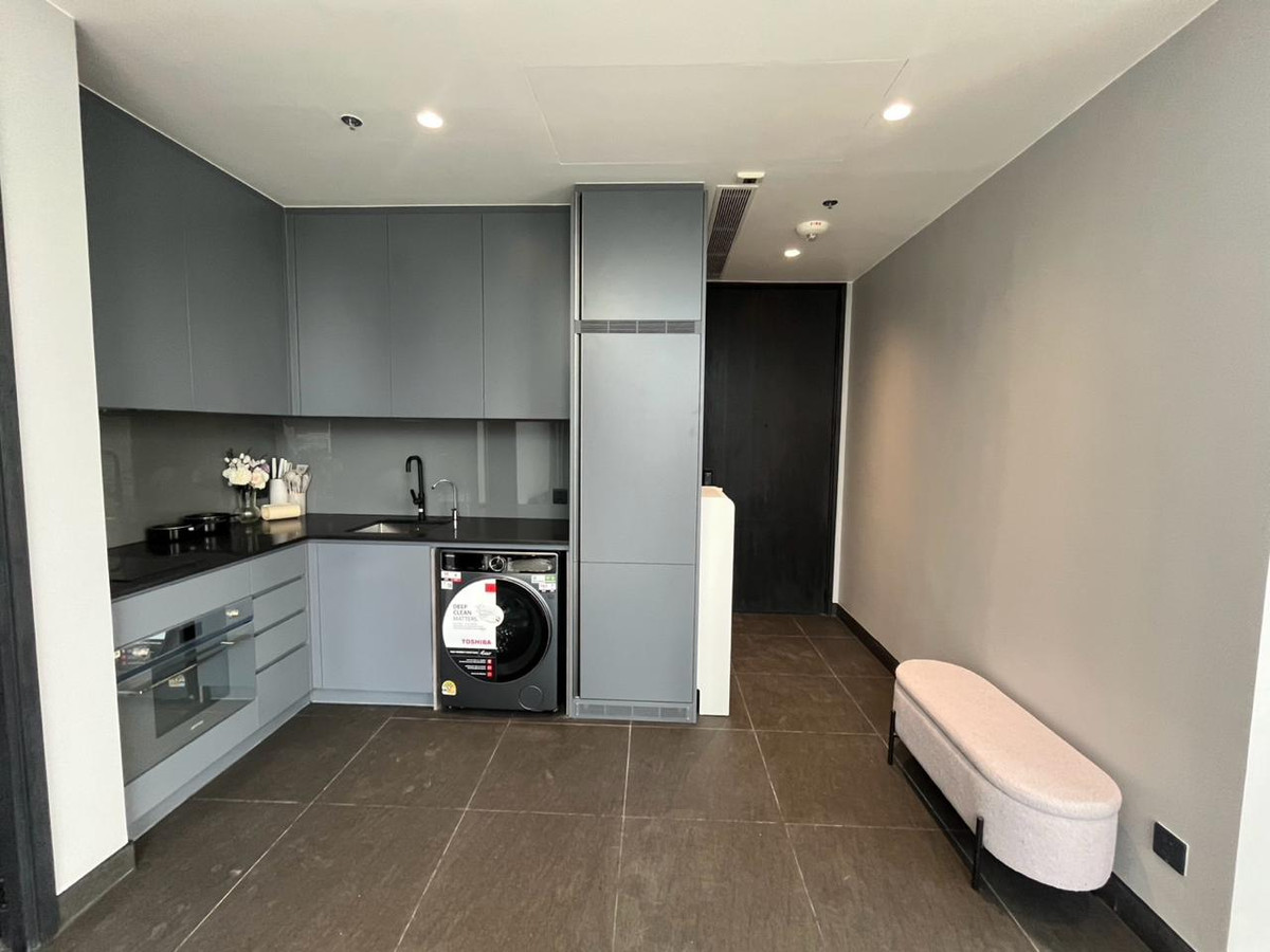 For SaleCondoSathorn, Narathiwat : Sell at loss!!✨Tait 12✨1 beds 1 baths, Size 40 sqm., near BTS / MRT Saint Louis (0.2 km) Tel.0982645161 