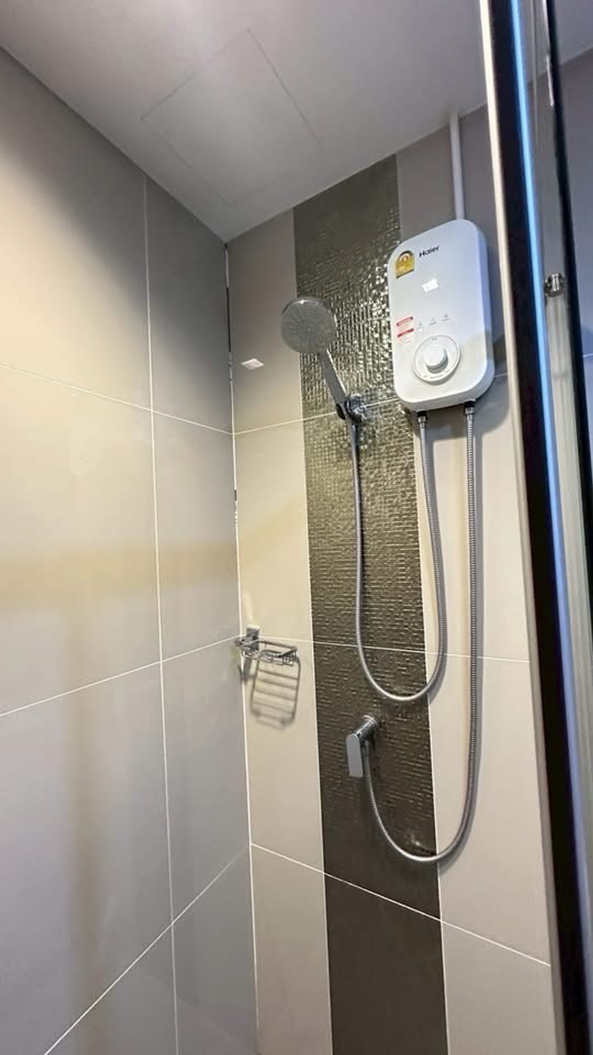 For RentCondoRama9, Petchburi, RCA : Baht/month