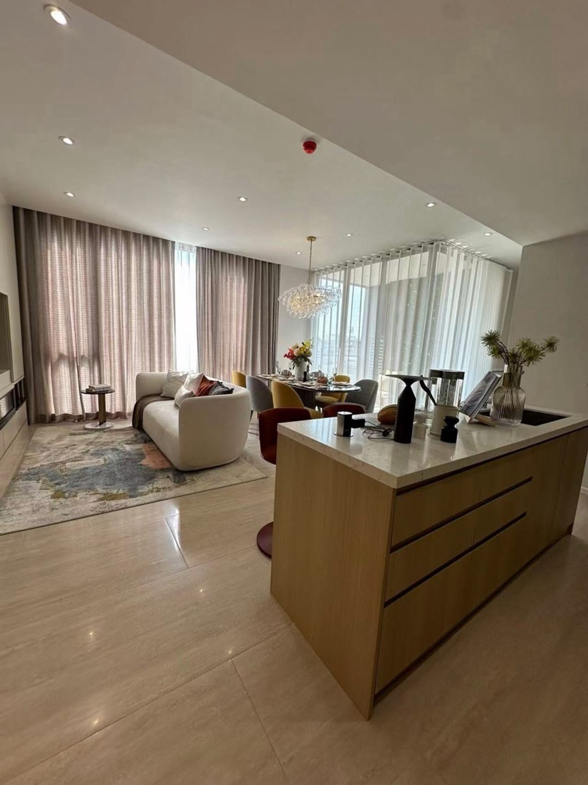 ขายคอนโดสาทร นราธิวาส : ADLER Chan Road คอนโดหรู Low Density ราคาพิเศษ ใจกลาง CBD สาทร–สีลม