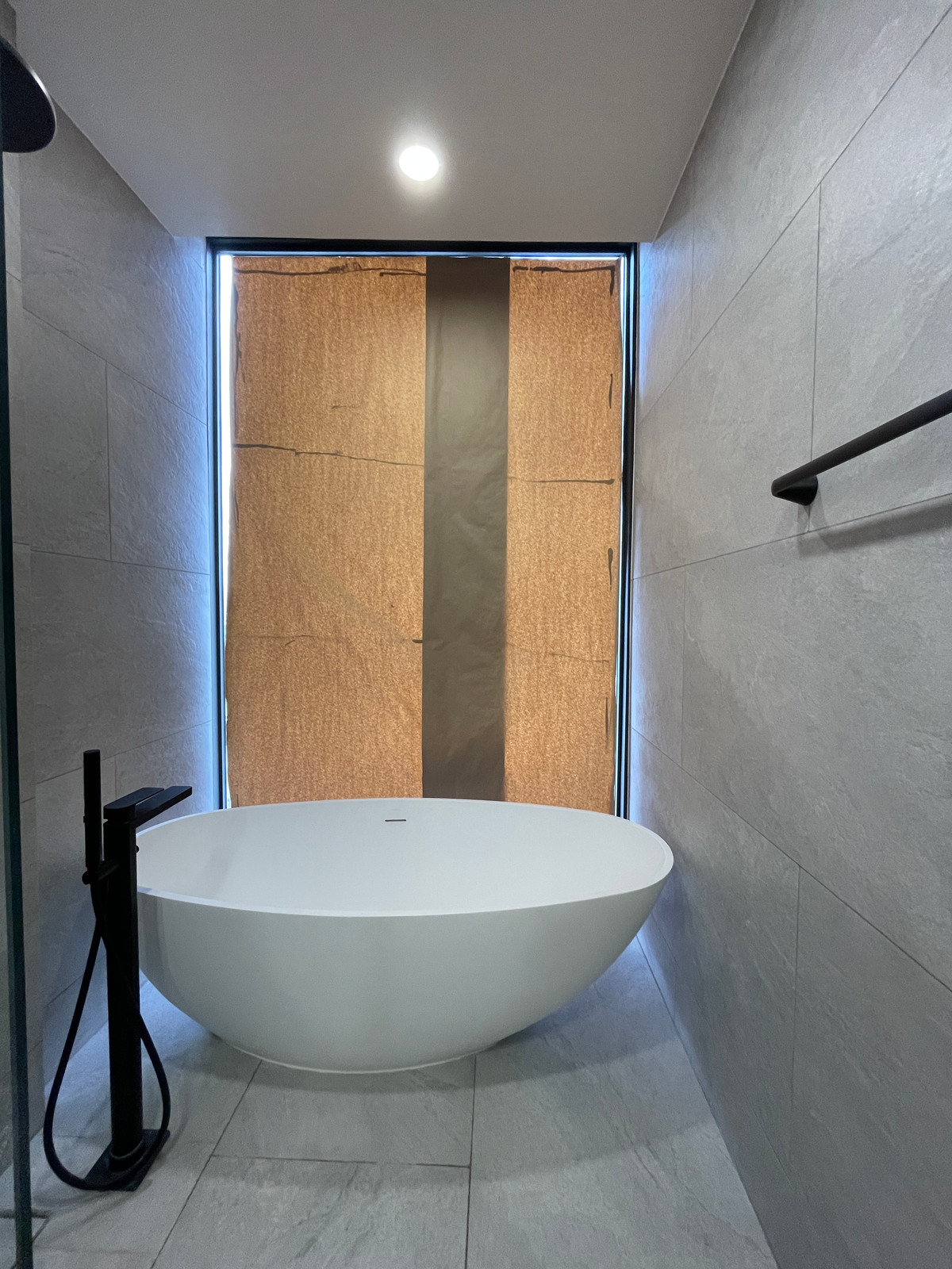 ขายคอนโดอารีย์ อนุสาวรีย์ : [ขายด่วน!] Penthouse ระดับ Rare Item ใจกลางอารีย์ @Aritier Ari | 99 ตร.ม. ที่จอดรถ 150% สัมผัสชีวิตเหนือระดับบนทำเลศักยภาพ "อารีย์สัมพันธ์ 7" ในราคาที่คุ้มค่าที่สุด!