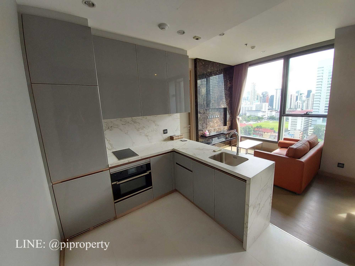 ขายคอนโดพระราม 9 เพชรบุรีตัดใหม่ RCA : ขายห้องชุด 1 ห้องนอนวิวสวย ในโครงการ THE ESSE at SINGHA COMPLEX สถานีรถไฟฟ้า MRT เพชรบุรี 0 เมตร ย่านอ่าวสเก - พระราม 9