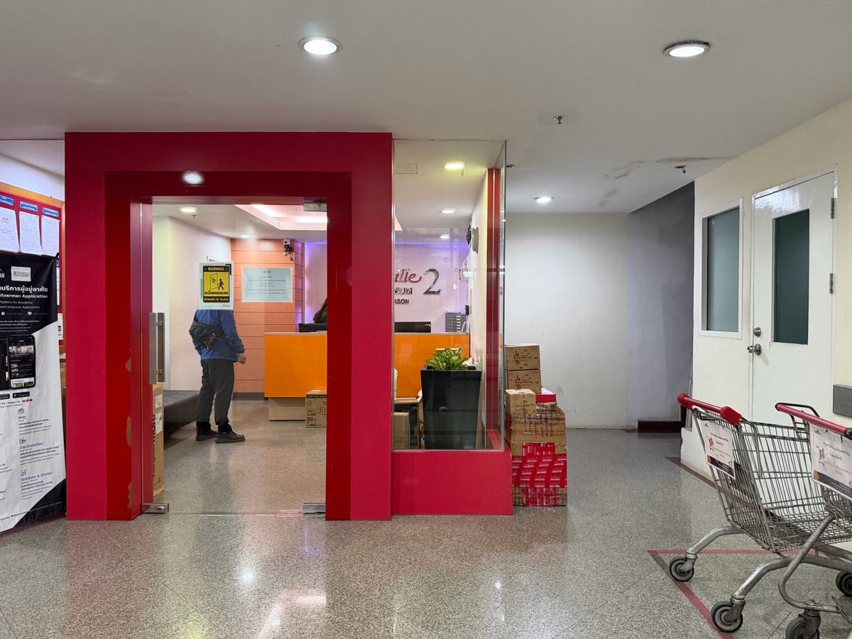 ขายคอนโดพัฒนาการ ศรีนครินทร์ : ฟลอร่าวิลล์ พัฒนาการ คอนโดห้องมุม 122 ตร.ม. ราคาไม่ถึง 6 ล้าน ในกรุงเทพ…ยังมีอยู่จริง