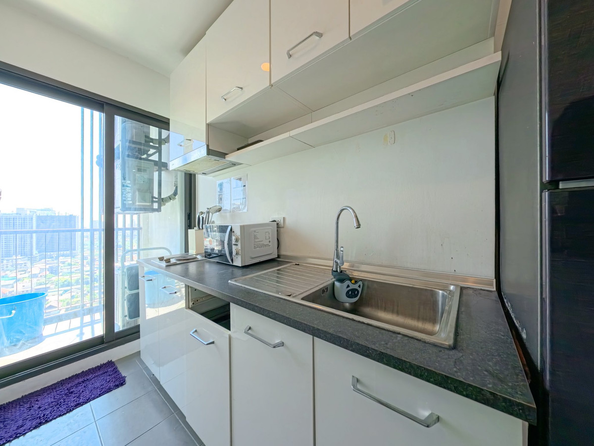 ให้เช่าคอนโดปิ่นเกล้า จรัญสนิทวงศ์ : ⭐️ The Tree RIO BangAor Station ⭐️2 ห้องนอน 2 ห้องน้ำ  61 ตร.ม. กว้างขวาง มีเฟอร์นิเจอร์พร้อมอยู่