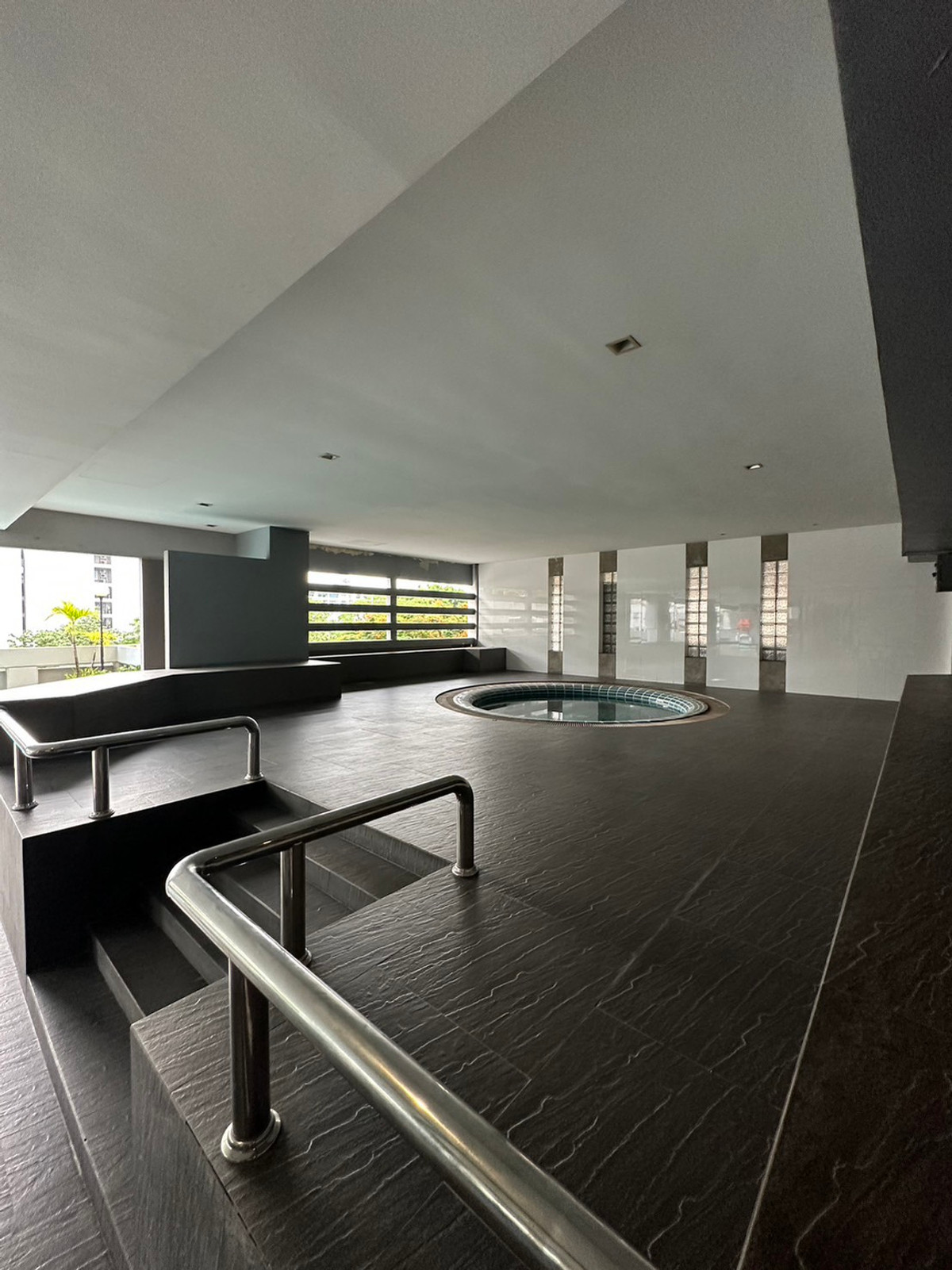 For SaleCondoSukhumvit, Asoke, Thonglor : ✨Le Premier 2✨2 beds 2 baths, Size 122 sqm., near BTS / MRT Thonglor (0.75 km) Tel.0982645161 