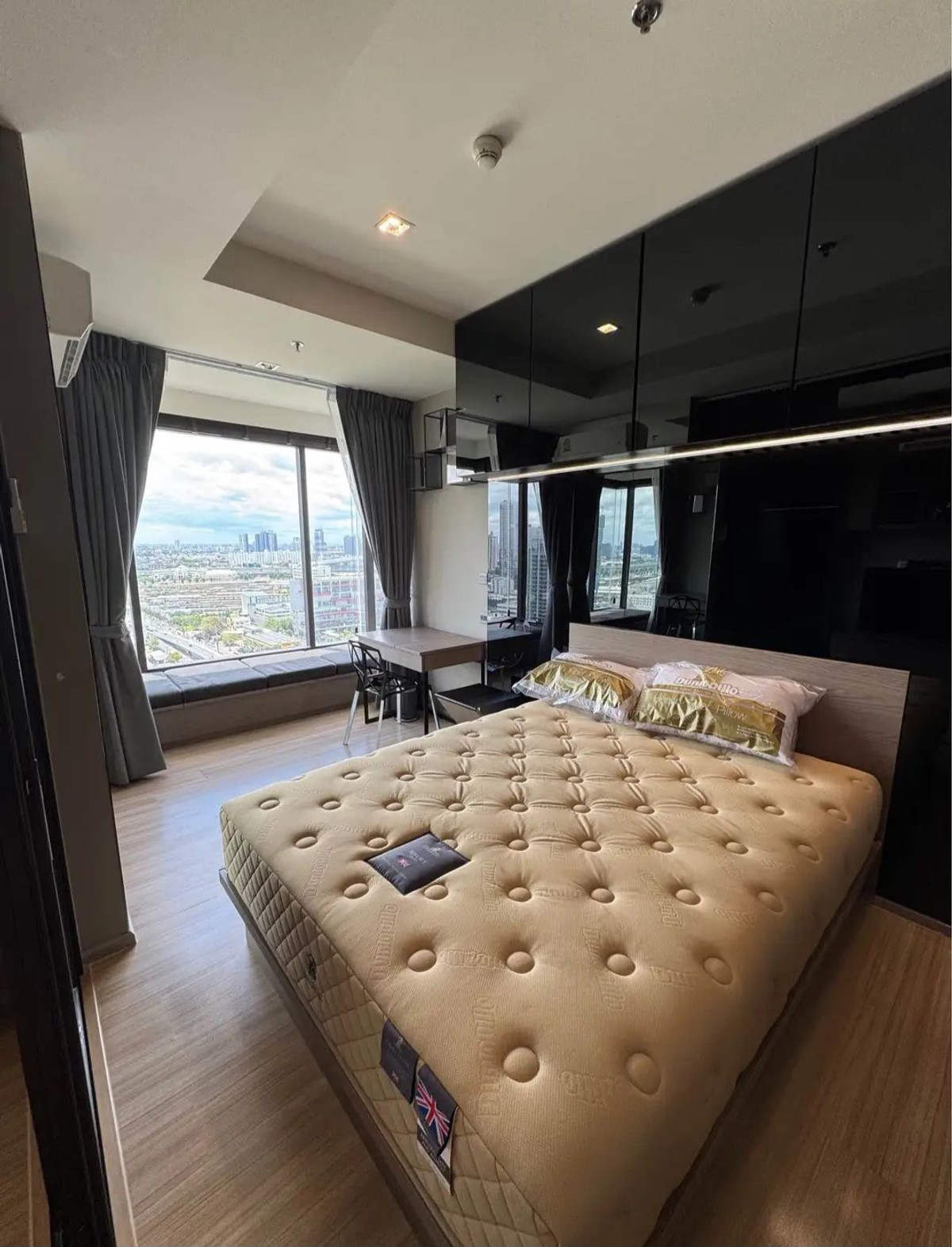 ให้เช่าคอนโดสะพานควาย จตุจักร :  💥 FOR RENT   :   M  Jatujak Condo   💥  