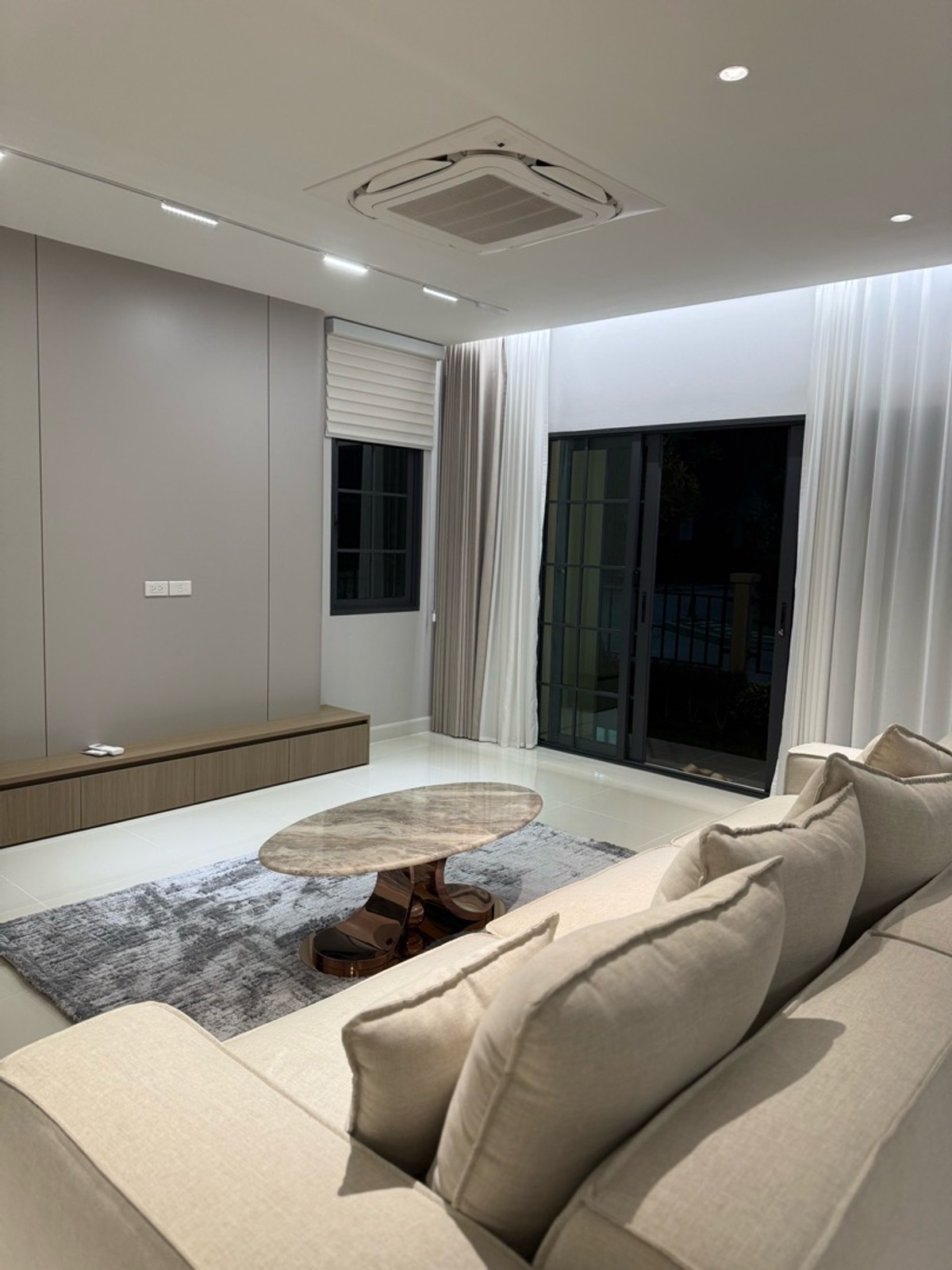 For RentHouseBangna, Bearing, Lasalle : 🏡 บ้านเดี่ยวให้เช่า โซนบางนา ทำเลดี ใกล้โรงเรียนนานาชาติ