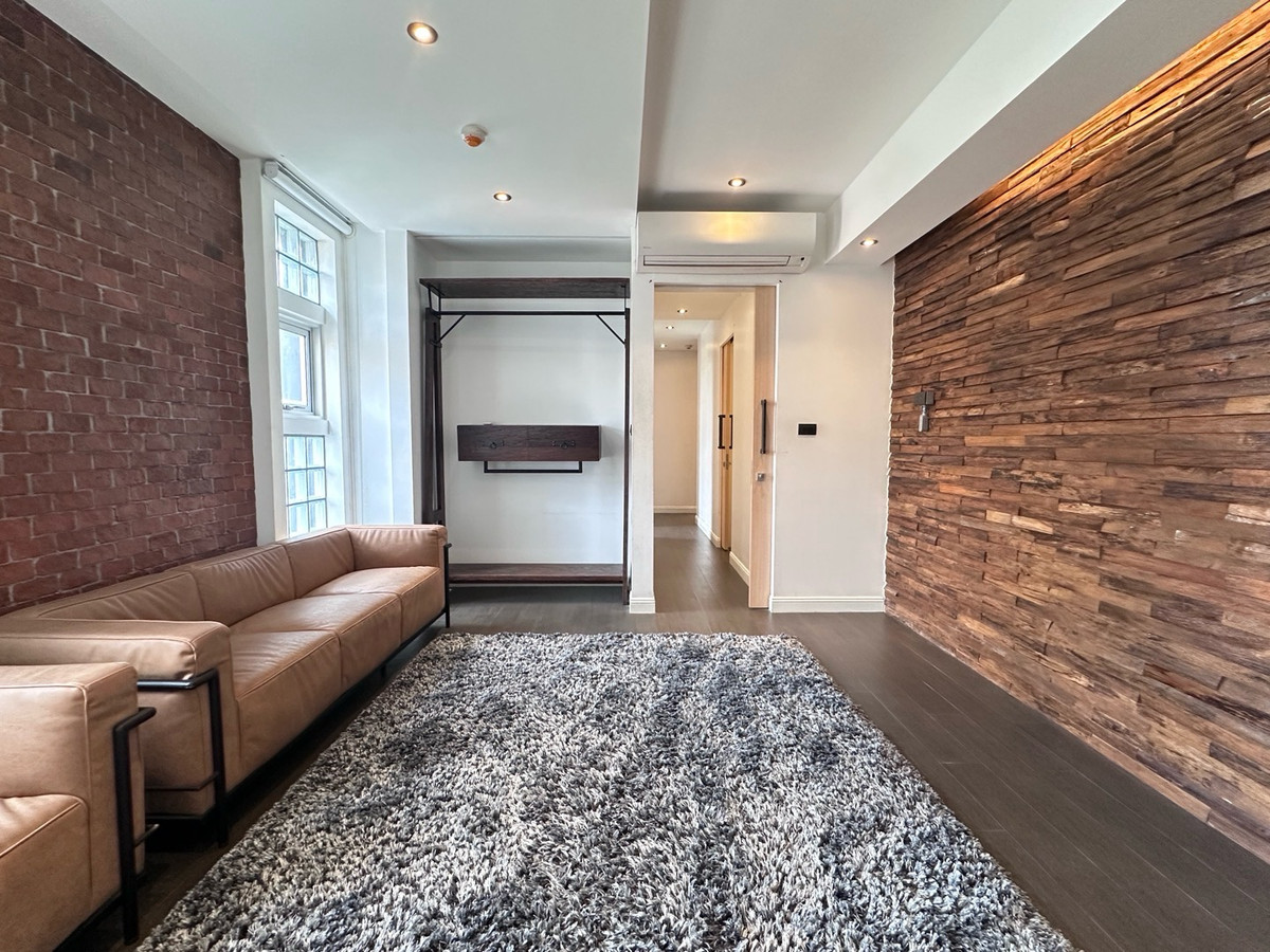 For SaleCondoOnnut, Udomsuk : 4 bedrooms for sale, price 25.7 MB, pets allowed. 
Call 0808144488