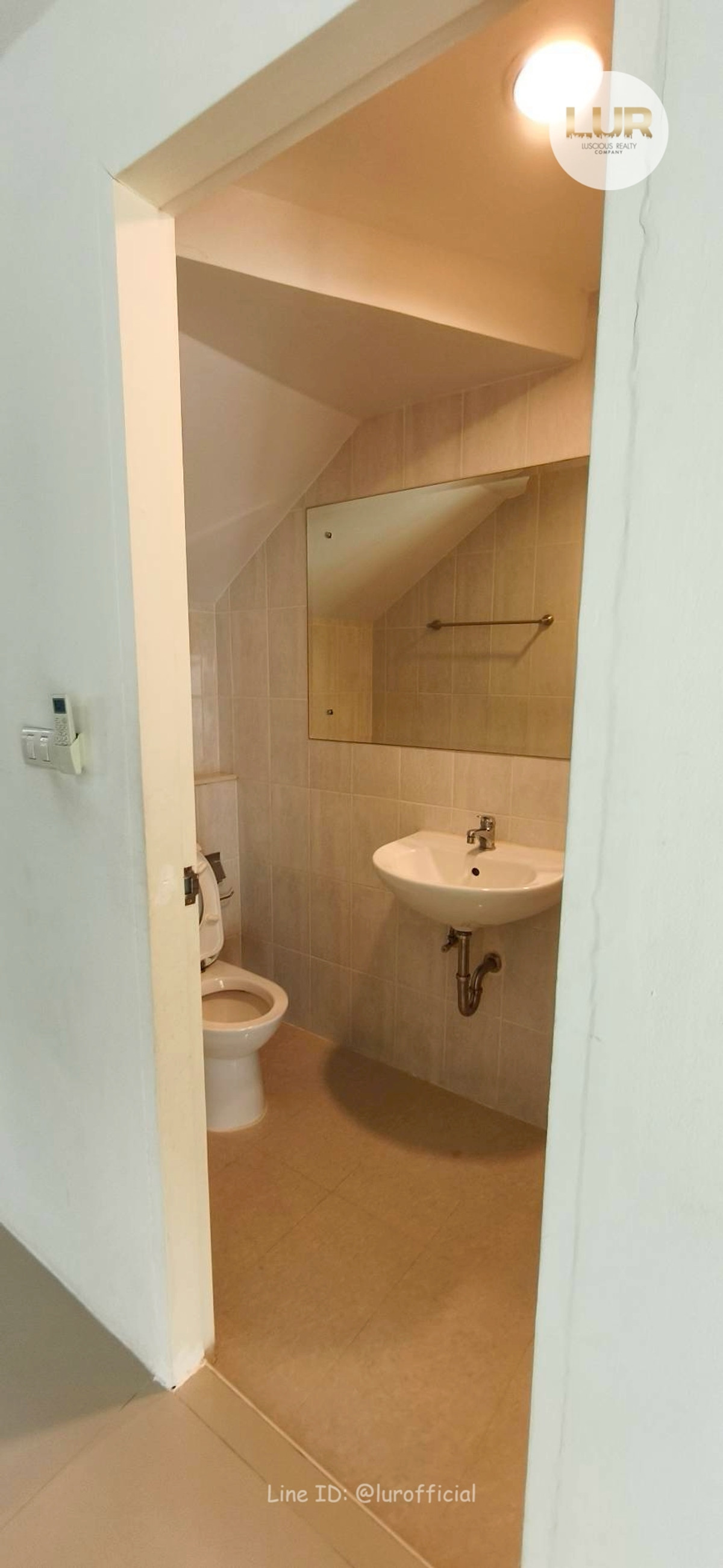 ให้เช่าทาวน์โฮมเลียบทางด่วนรามอินทรา : ✨ให้เช่าทาวน์เฮ้าส์ 3 ชั้น Baan Klang Muang Urbanion Rama 9-Ladprao✨ เลี้ยงสัตว์ได้ 🐶 Pet Friendly