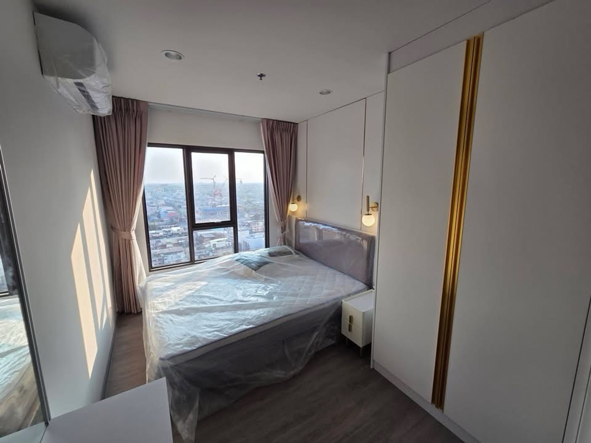 ให้เช่าคอนโดท่าพระ ตลาดพลู วุฒากาศ : 📢 ปล่อยเช่า Regent Home วุฒากาศ
(D6902033) 
✨ ห้องใหม่ แต่งครบ พร้อมเข้าอยู่ 1 มีนาคม 2569

• 12,000 บาท/เดือน (สัญญา 2 ปี)