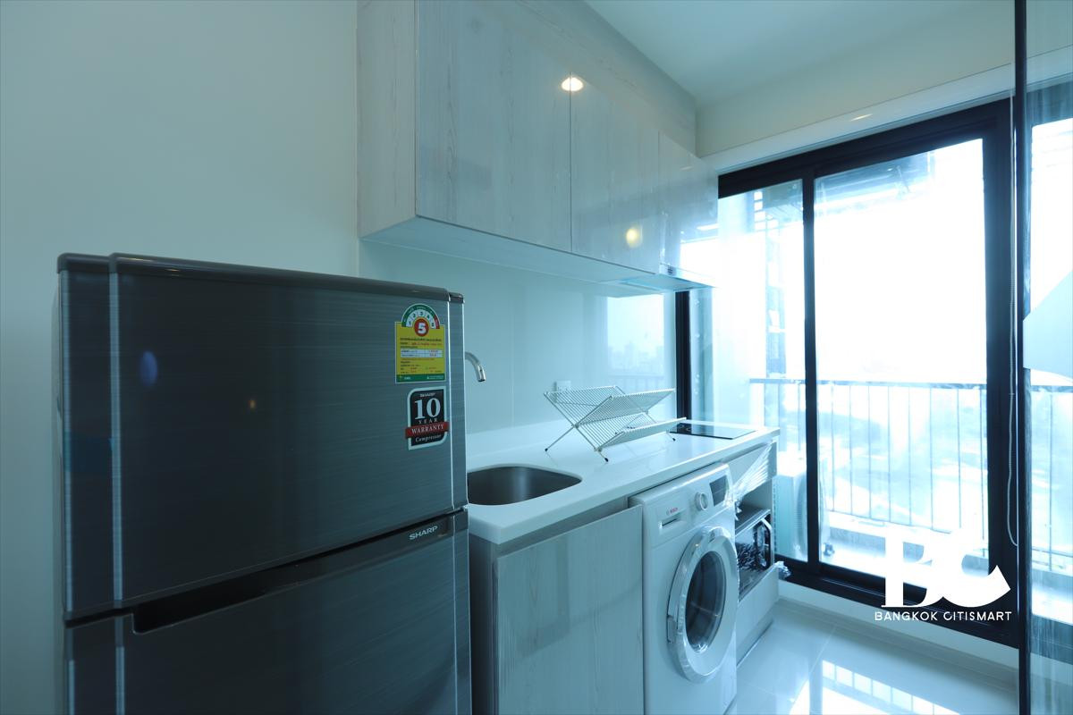 ให้เช่าคอนโดพระราม 9 เพชรบุรีตัดใหม่ RCA : 🔥 Hot Deal 1 bedroom for rent at Life asoke 🔥