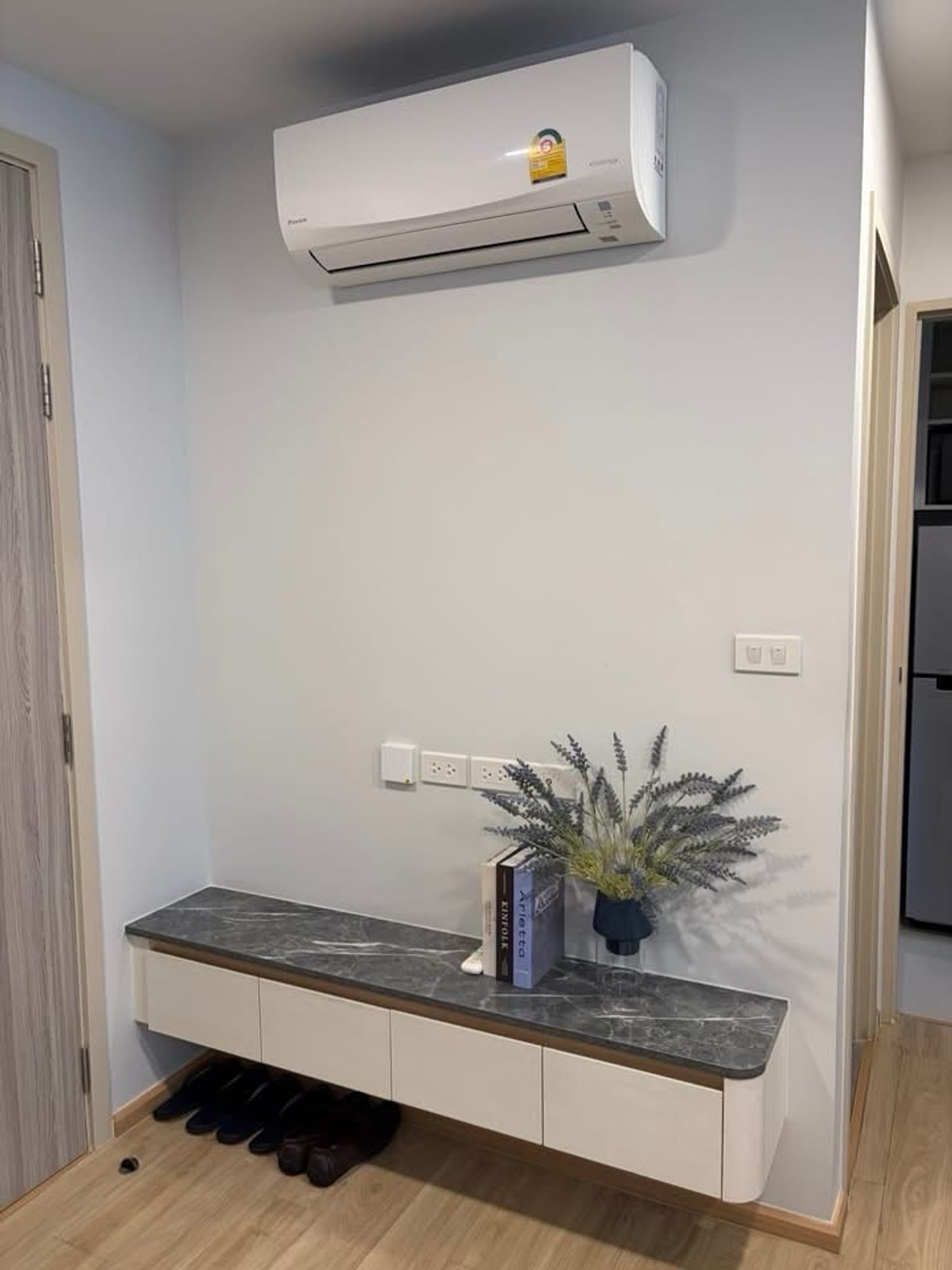 For RentCondoOnnut, Udomsuk : 🏢 Condo for rent ESQUE Sukhumvit 101/1 Sukhumvit 101/1
(F6902017) 
✨ Quiet, peaceful, private atmosphere near BTS Punnawithi. 

💰 Rent 15,000 baht / month