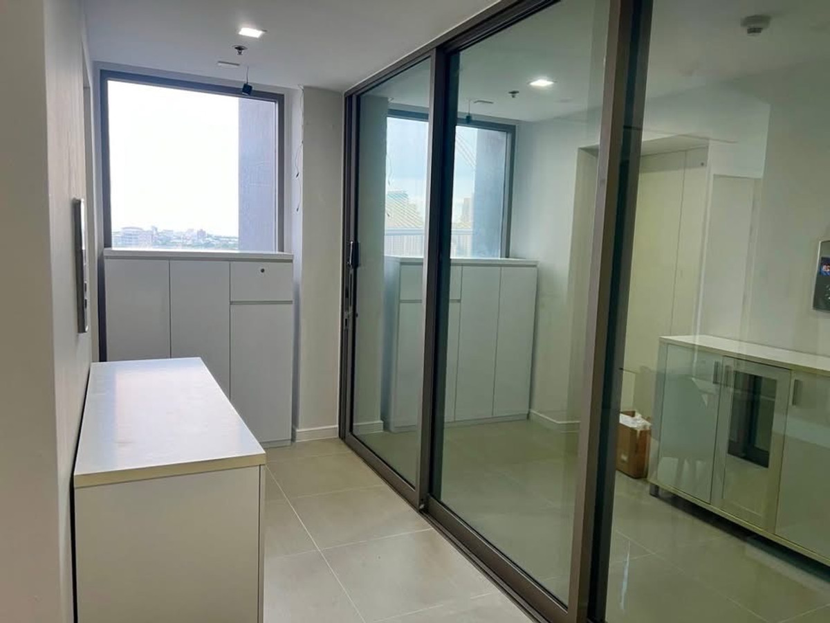 For RentCondoSathorn, Narathiwat : 🏢 For rent Supalai Lite Ratchada-Narathiwat-Sathorn
(D6902021) 
Condo, good location, near Rama 3, convenient travel, ready to move in.
💰 Rent 20,000 baht / month