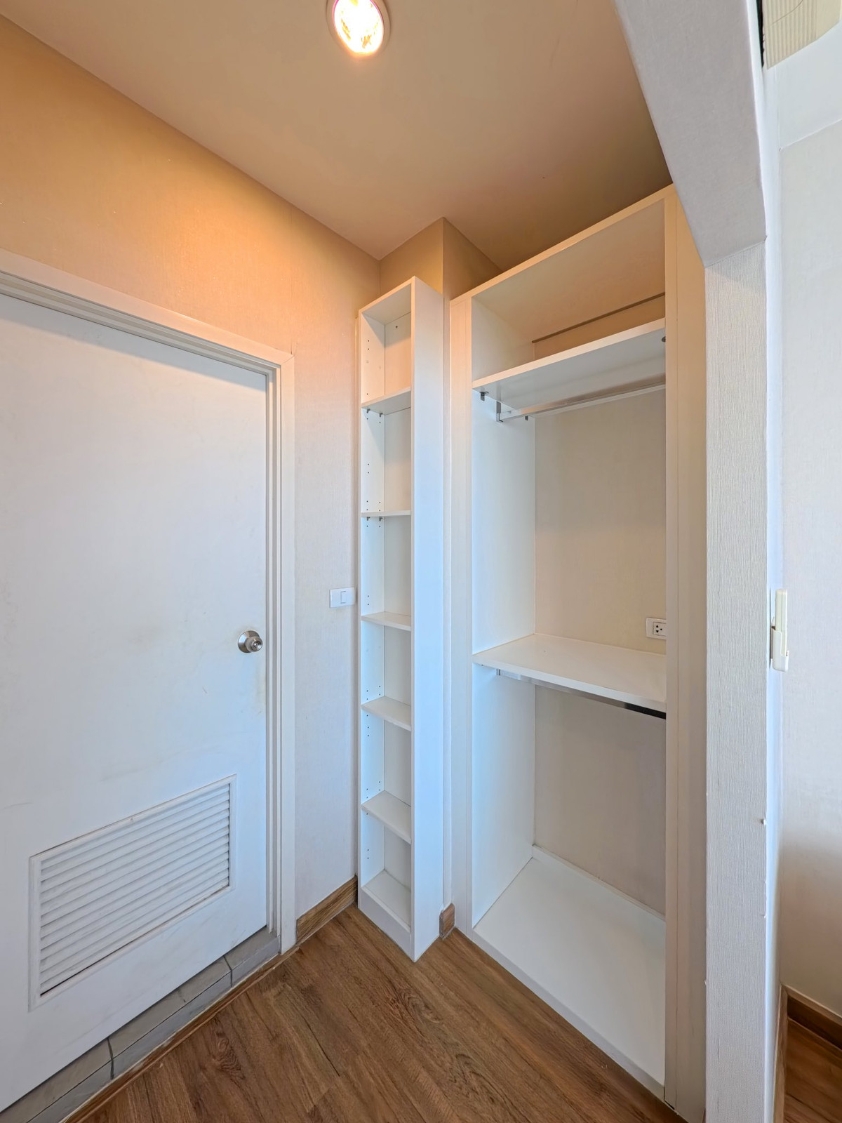 ให้เช่าคอนโดปิ่นเกล้า จรัญสนิทวงศ์ : ⭐️ The Tree RIO BangAor Station ⭐️2 ห้องนอน 2 ห้องน้ำ  61 ตร.ม. กว้างขวาง มีเฟอร์นิเจอร์พร้อมอยู่