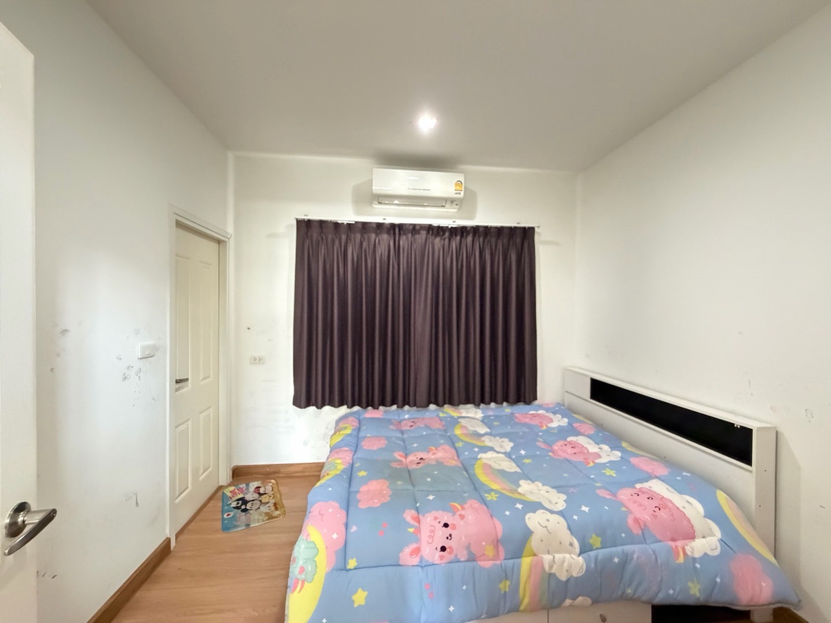 ขายโชคชัย4 ลาดพร้าว71 : โกลเด้น ทาวน์ ลาดพร้าว-เกษตรนวมินทร์ บ้านแฝด 4 ห้องนอน ในโซนนวมินทร์ ราคาไม่ถึง 7 ล้าน…ตอนนี้ยังมีอยู่จริง