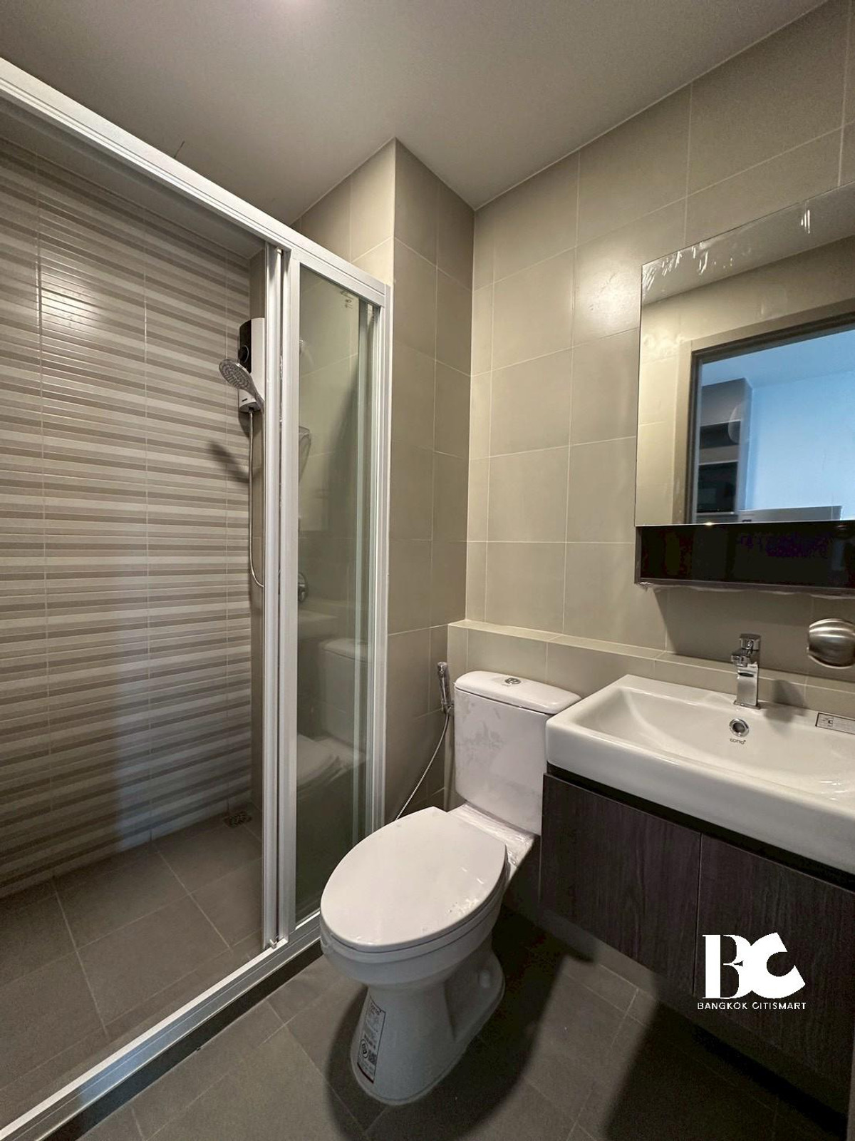 ให้เช่าคอนโดคลองเตย กล้วยน้ำไท : ⚜️ Hot Deal 1 bedroom for rent at Aspire sukhumvit rama4 ⚜️