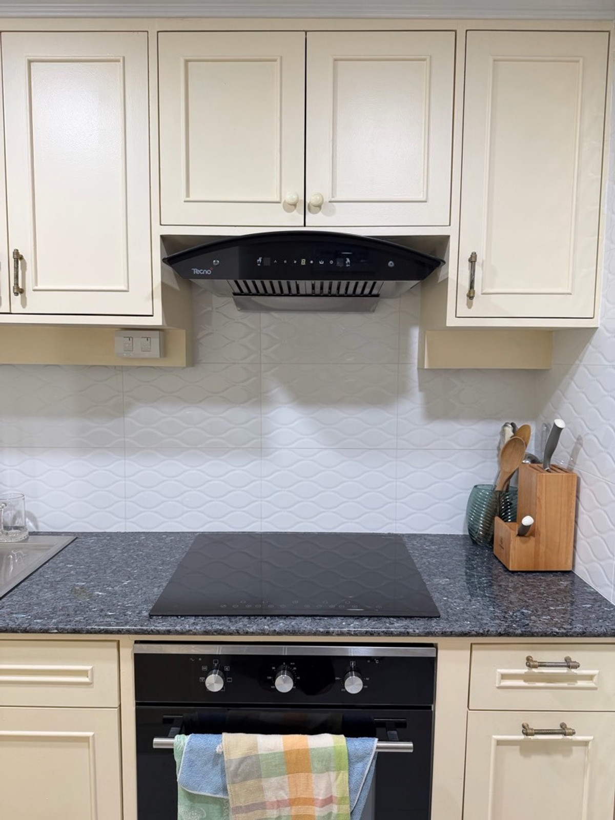 ขายคอนโดพัฒนาการ ศรีนครินทร์ : ฟลอร่าวิลล์ พัฒนาการ คอนโดห้องมุม 122 ตร.ม. ราคาไม่ถึง 6 ล้าน ในกรุงเทพ…ยังมีอยู่จริง