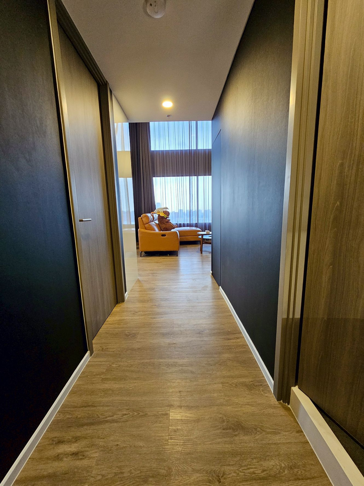 For SaleCondoRama9, Petchburi, RCA : *FOR SALE* LANDMARK at MRTA station (Siamese Rama9)