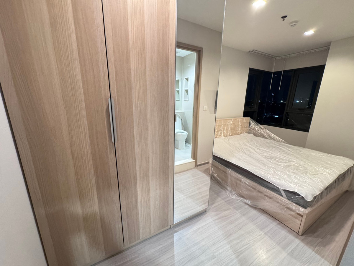 ให้เช่าคอนโดท่าพระ ตลาดพลู วุฒากาศ : 2 Bedroom, Available For Rent, Life Sathorn Sierra Condominium, Near BTS Talat Phru สอบถามได้ครับ