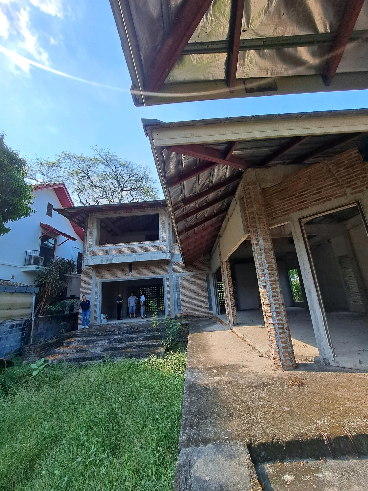 ขายบ้านพระราม 9 เพชรบุรีตัดใหม่ RCA : ขายบ้านโครงสร้างกึ่งสำเร็จ ทำเลพระรามเก้า 