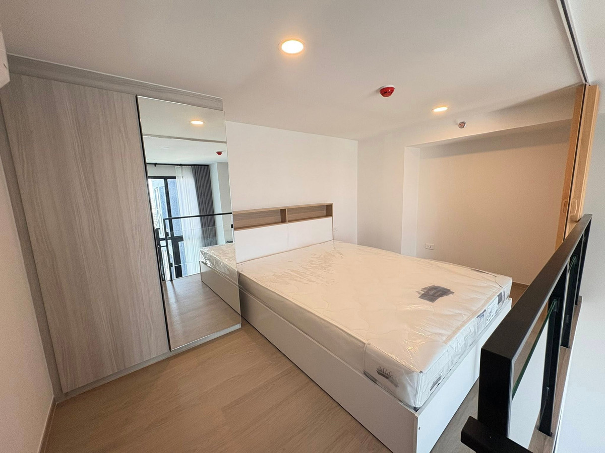 ให้เช่าคอนโดปิ่นเกล้า จรัญสนิทวงศ์ : ⭐️  Origin Play Bangkhunnon Triple Station ⭐️ ห้องLoft 1 ห้องนอน  1 ห้องน้ำ  Fully Furnished  พร้อมย้าย