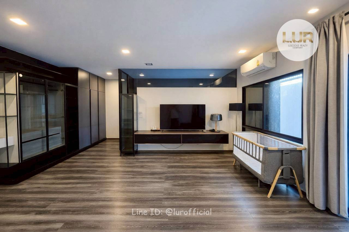 ขายทาวน์โฮมบางนา แบริ่ง ลาซาล : ✨ Luxury Town Home for Sale ✨ Vive Bangna KM.7 : วีเว่ บางนา กม.7 