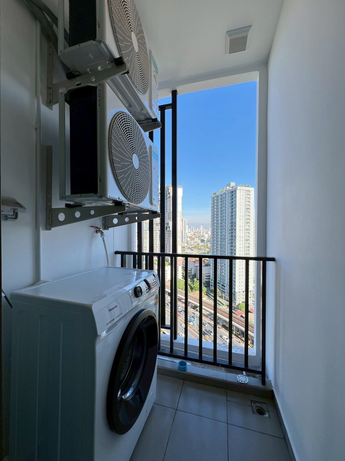 For RentCondoThaphra, Talat Phlu, Wutthakat : ⭐️ Regent Home Wutthakat ⭐️ Room size 26 sq m. Well decorated, very beautiful room. Complete electrical appliances