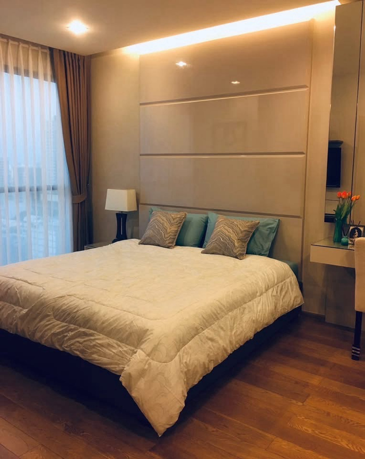 For RentCondoSathorn, Narathiwat : 🏢 For rent The Address Sathorn (The Address Sathorn)
(D6902027) 
Condo, good location, in the heart of Sathorn, near BTS, beautiful room, fully furnished, ready to move in.
💰 Rent 30,000 baht / month