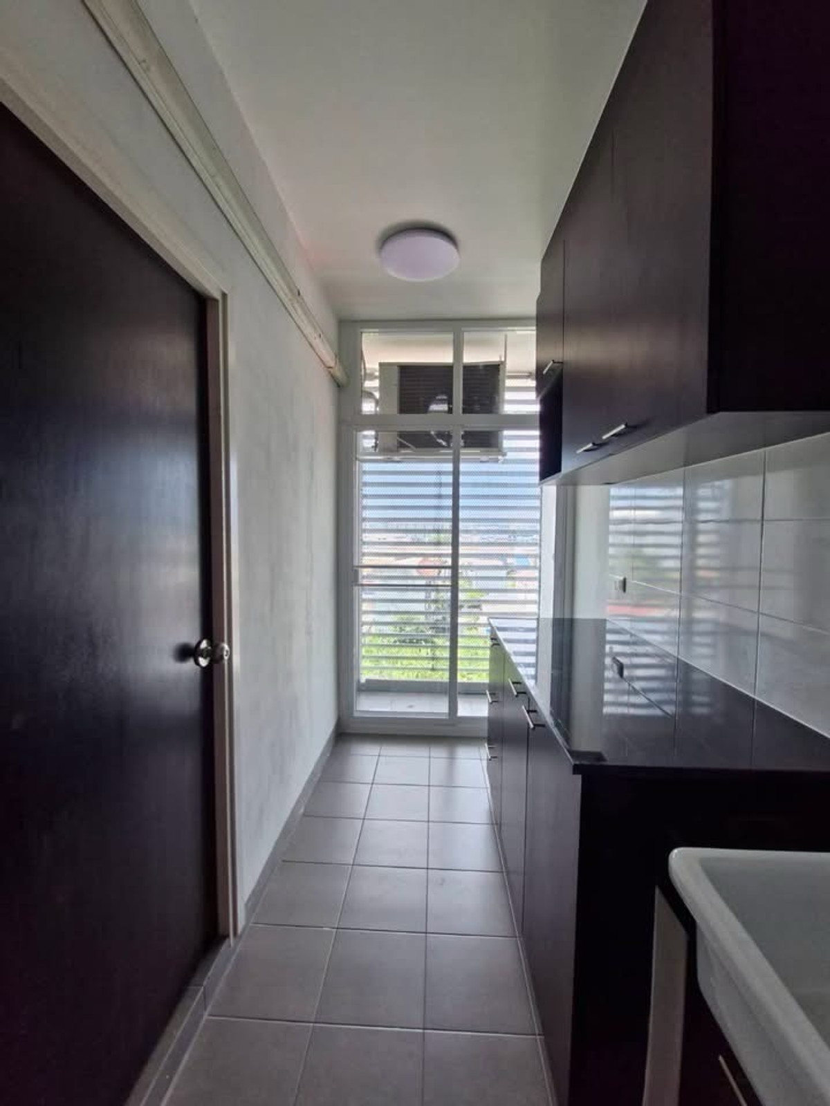 ให้เช่าคอนโดภูเก็ต : 🏢 ให้เช่า THE TREE CONDO โชคชัยสี่
✨ ห้อง Suite ขนาดใหญ่ ห้องเดียวของโครงการ
🌇 ชั้นบนสุด วิวโล่ง เงียบ เป็นส่วนตัว

💰 ค่าเช่า 15,000 บาท / เดือน