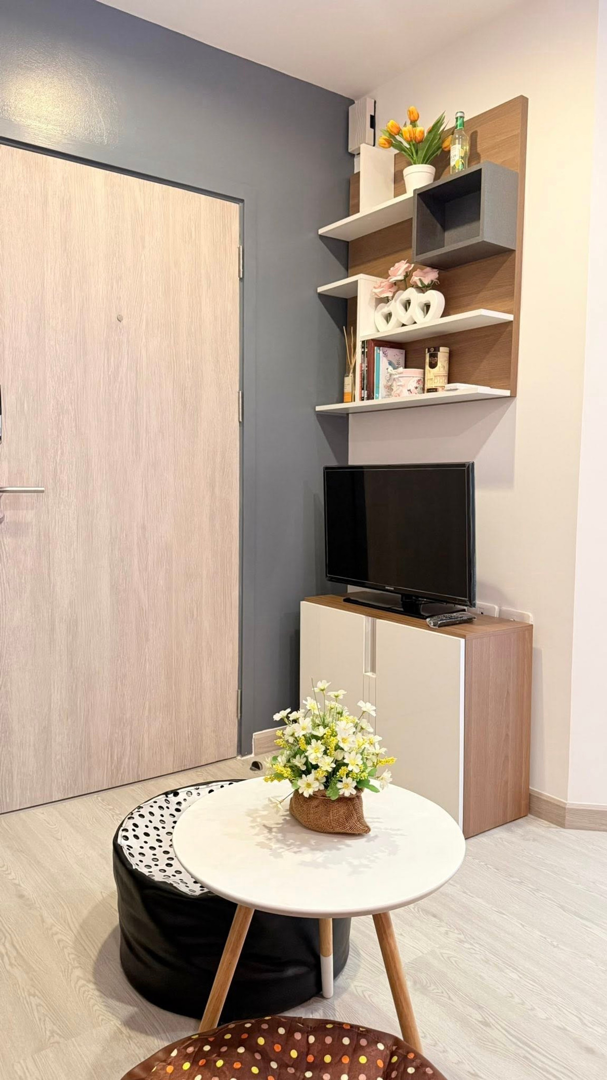 ให้เช่าคอนโดปิ่นเกล้า จรัญสนิทวงศ์ :  ⭐️ IDEO Mobi Charan - Interchange ⭐️ห้องสวยขนาด 22 ตร.ม. ตกแต่งอย่างดี เฟอร์นิเจอร์และเครื่องใช้ไฟฟ้าครบ