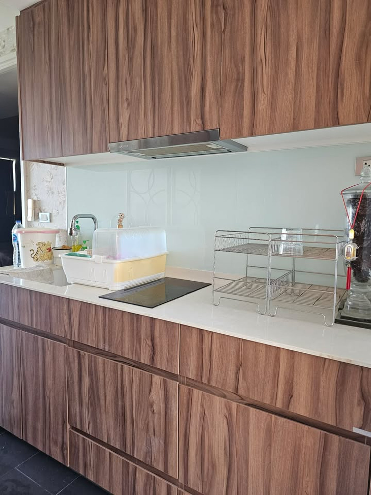 ให้เช่าคอนโดสุขุมวิท อโศก ทองหล่อ : ให้เช่าคอนโด VIA 31 สุขุมวิท 31 (38 ตร.ม.) 1 นอน 1 น้ำ พร้อมอยู่