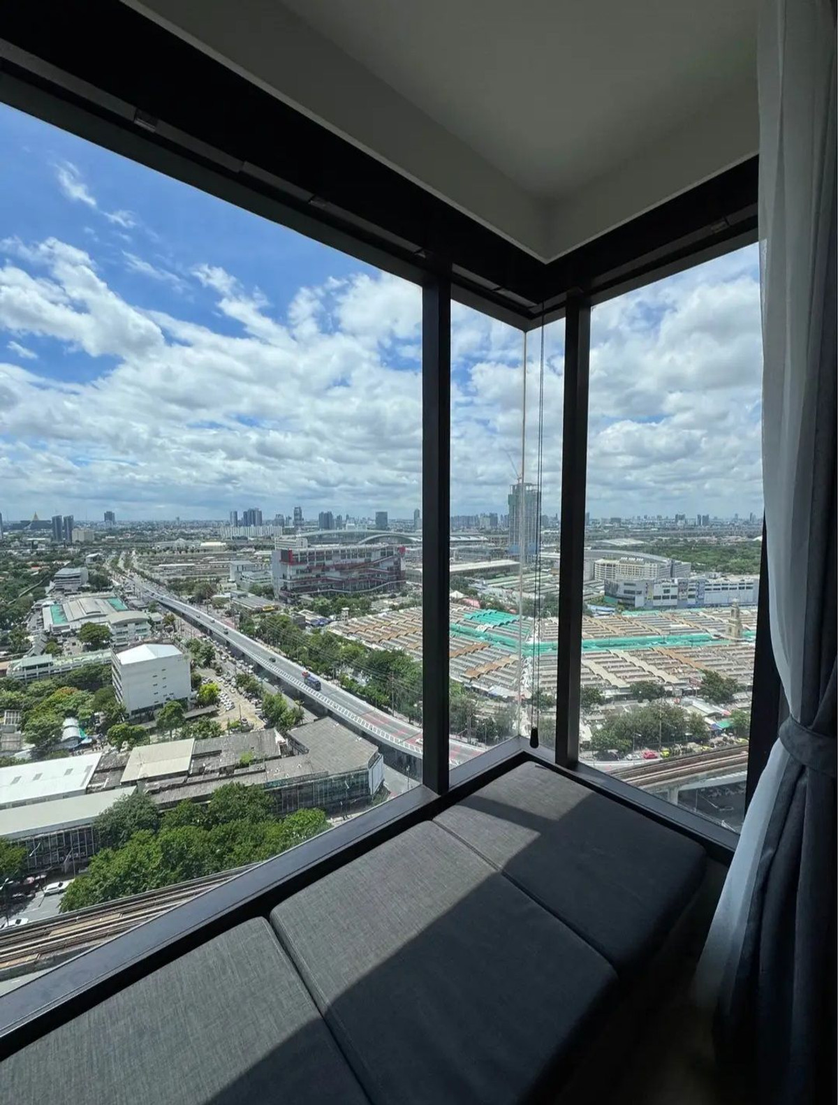 ให้เช่าคอนโดสะพานควาย จตุจักร :  💥 FOR RENT   :   M  Jatujak Condo   💥  