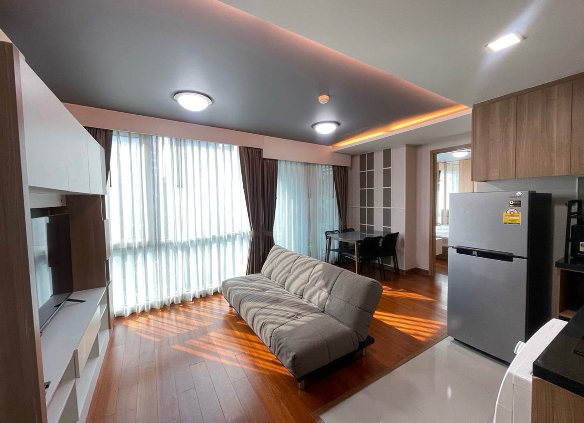 ให้เช่าคอนโดนานา : 🏢 ให้เช่า / ขาย คอนโด Interlux Premier Sukhumvit 13
(D6902029) 
ทำเลทอง อโศก – นานา ใจกลางสุขุมวิท ใกล้แหล่งไลฟ์สไตล์และย่านธุรกิจ
💰 ราคาขาย 7,200,000 บาท
💰 ราคาเช่า 30,000 บาท / เดือน 