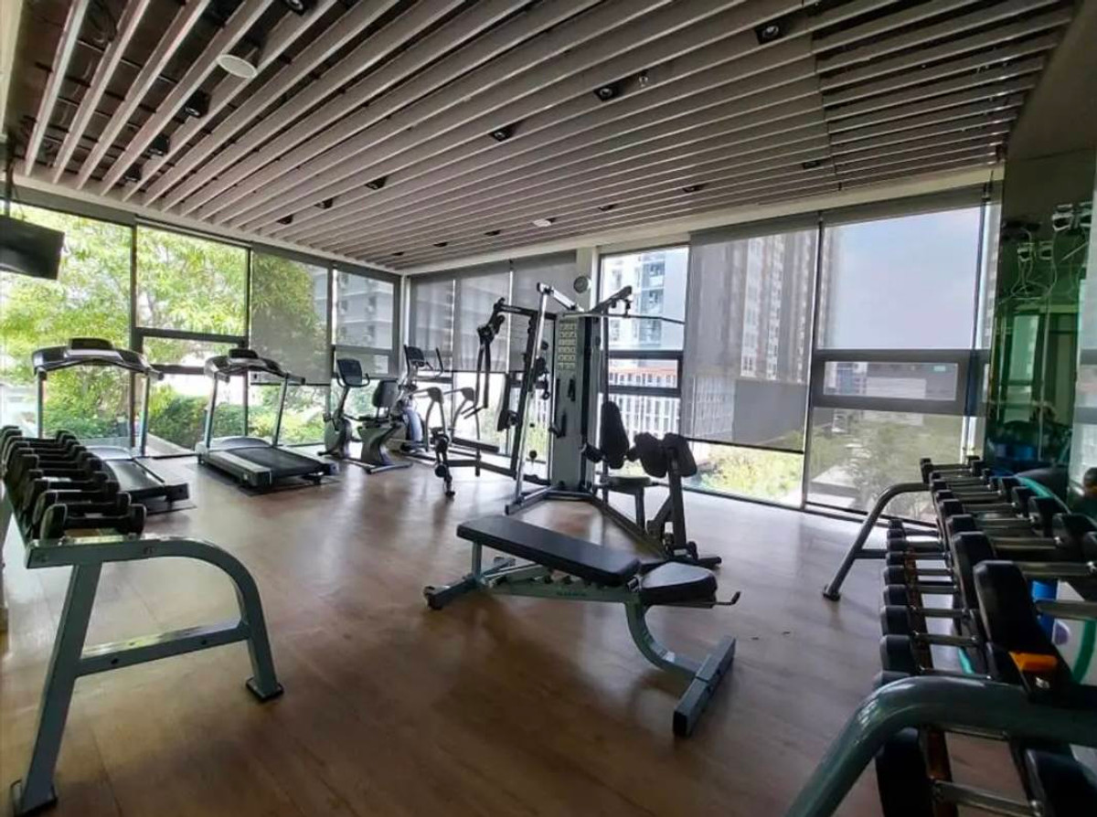 For RentCondoRatchadapisek, Huaikwang, Suttisan : Centric Ratchada Huaikwang near MRT Huai Khwang, 2 bedrooms, beautiful room, available and ready for rent.