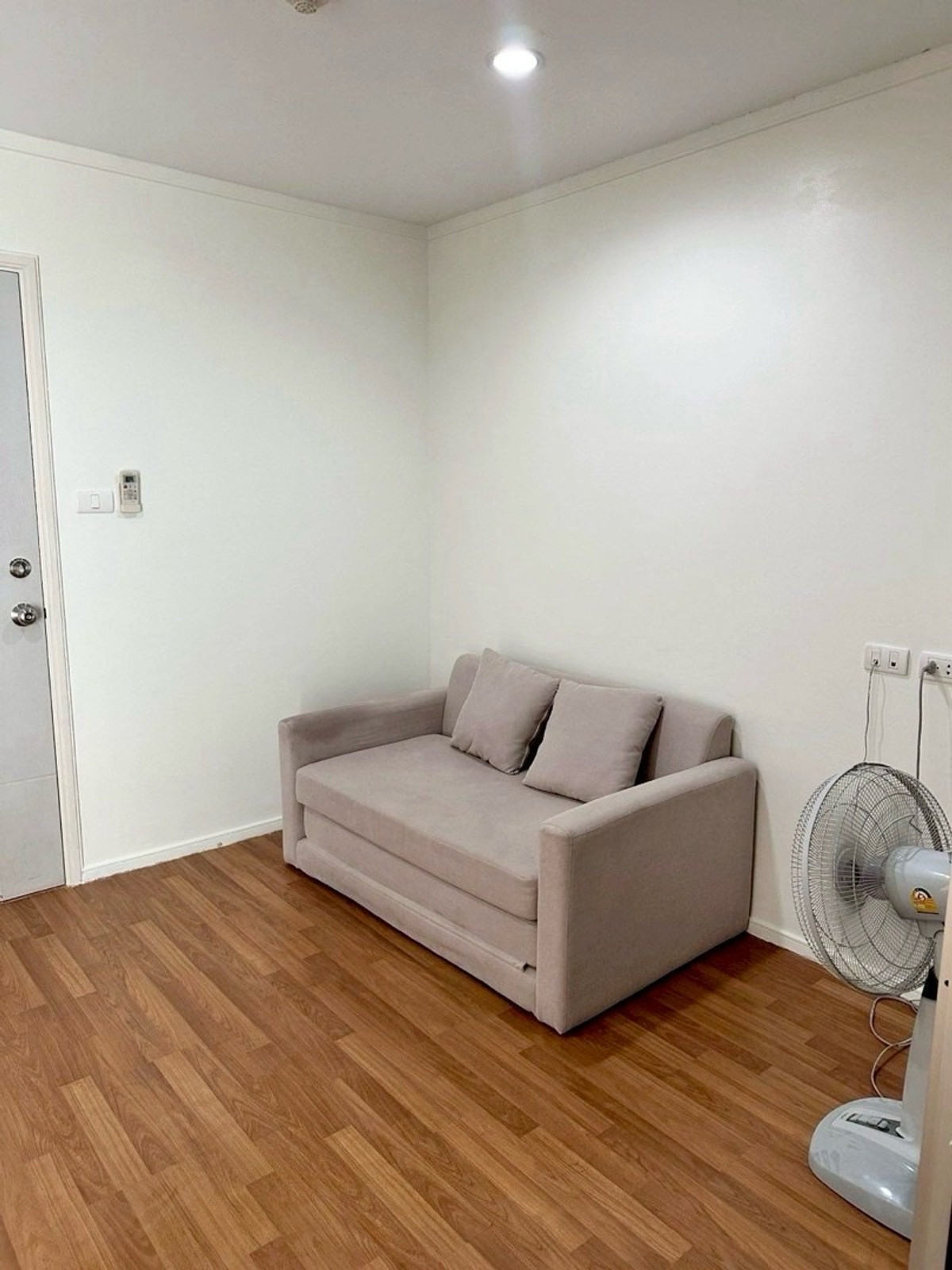 For RentCondoPinklao, Charansanitwong : 💙@condocurator 💙 For rent Lumpini Place Borom Ratchachonni - Pinklao, fully furnished, open view [PM4811]