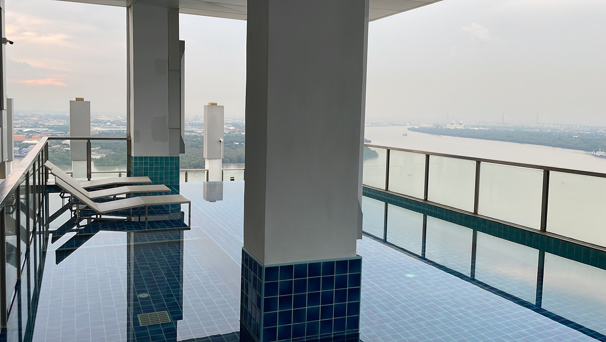 ขายคอนโดสมุทรปราการ สำโรง : คอนโดวิวแม่น้ำ ติด BTS เพียง 150 เมตร ไนท์บริดจ์ สกาย ริเวอร์ โอเชี่ยน [KnightsBridge Sky River Ocean] ปากน้ำ รีโนเวท ใหม่ พร้อมอยู่