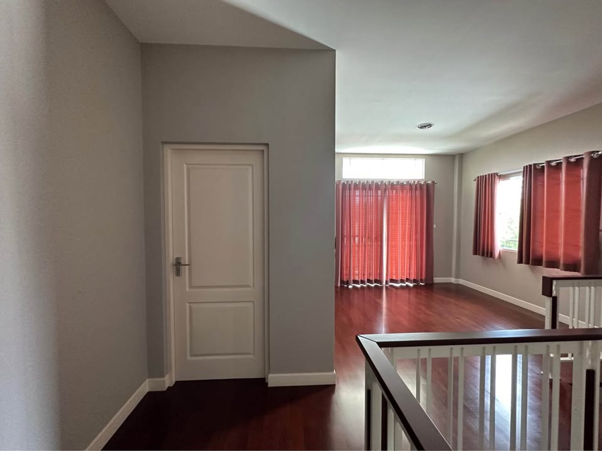 ให้เช่าบ้านพุทธมณฑล ศาลายา : ให้เช่า โครงการหมู่บ้านนันทวัน อุทยาน-อักษะ   -บ้านเดี่ยว 2 ชั้น - ขนาด 87 ตร.ม. - 3 ห้องนอน 3 ห้องน้ำ - ห้องนอนแม่บ้าน + ห้องน้ำแม่บ้าน - ที่จอดรถ 3 คัน