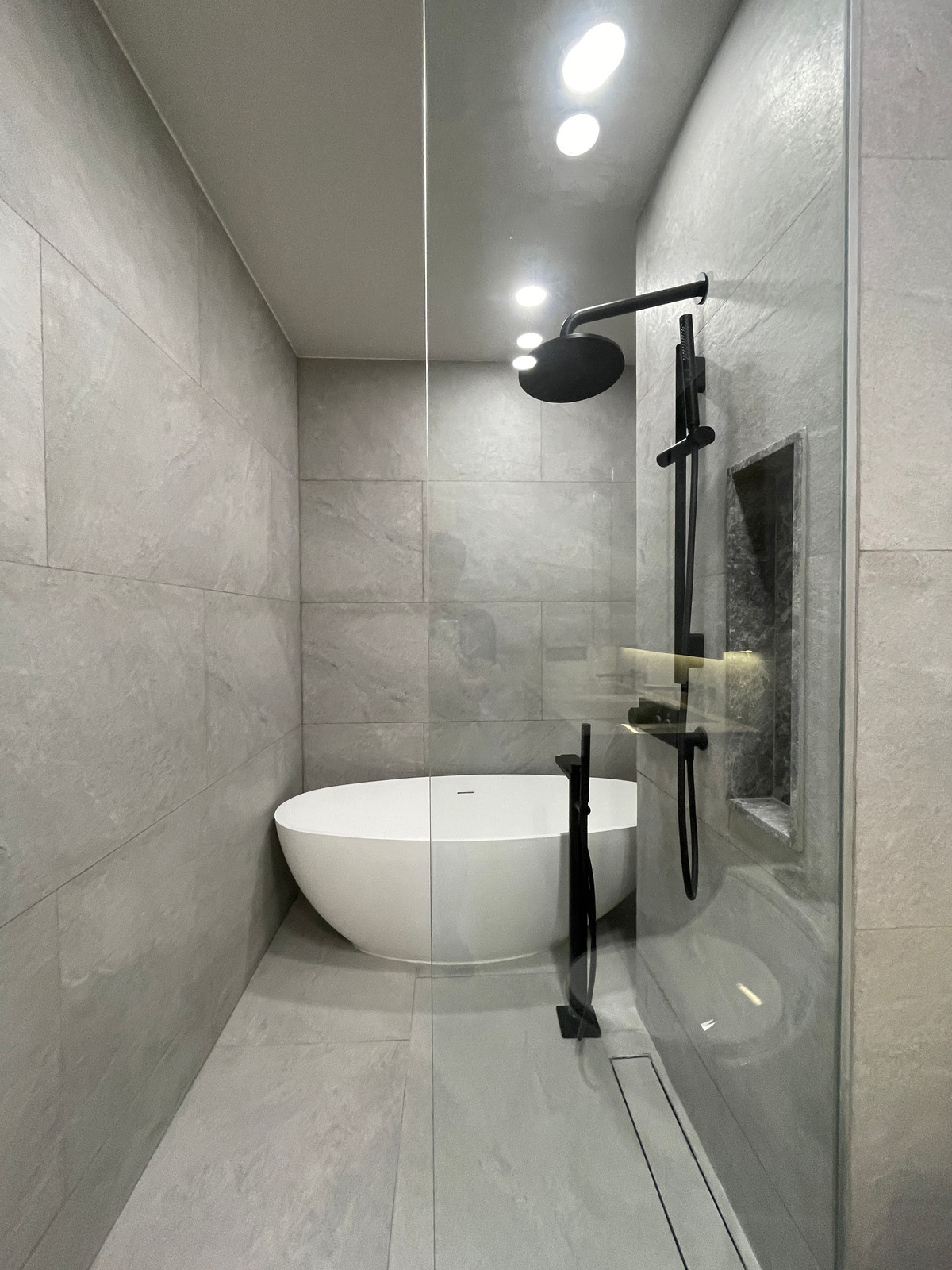 For SaleCondoAri,Anusaowaree : [Urgent sale!] Master Penthouse 89 sq m @Aritier Ari | 150% parking, maximum privacy in Ari! 