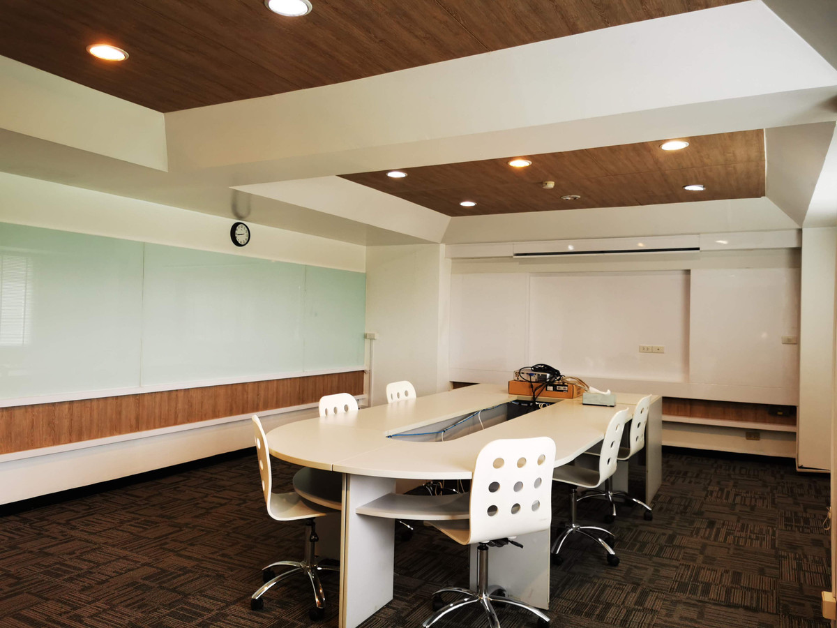 ขายสำนักงานนวมินทร์ รามอินทรา : ขายอาคารสำนักงาน 3 ชั้น พร้อมโกดัง บนที่ดิน 1 ไร่ ถนนปัญญาอินทรา